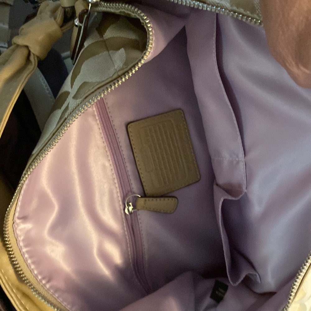 Coach Kristin hobo/crossbody bag. - Picture 6 of 6